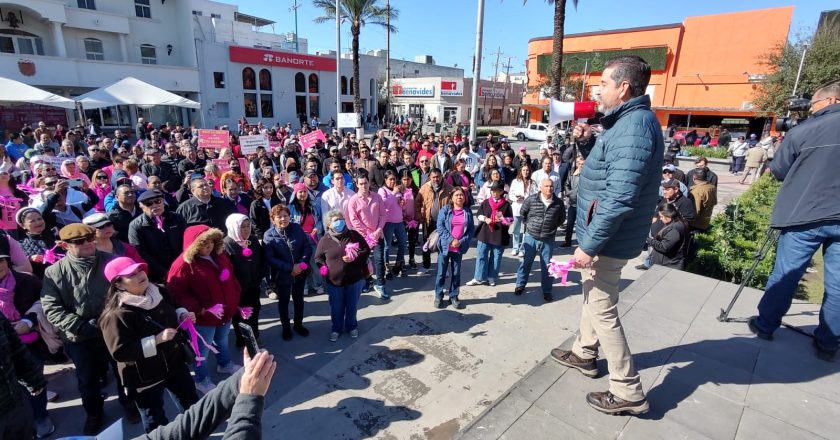 Marcharon en defensa del INE y la democracia