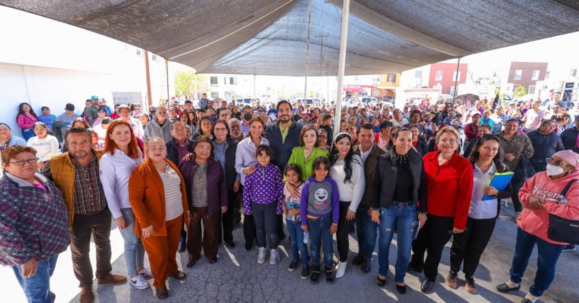 Beneficia Carlos Peña Ortiz con Brigada DIF a familias de Caracoles