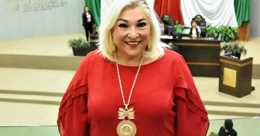 Lista Adriana Lozano para comparecer ante el Congreso de Tamaulipas