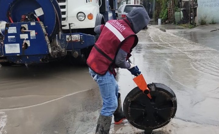 Sondeó COMAPA línea general en la colonia Pedro J. Méndez