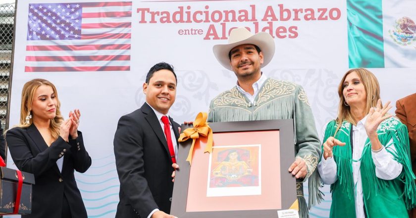 Celebran Carlos Peña Ortiz y Sergio Coronado Tradicional Abrazo Entre Alcaldes 2024