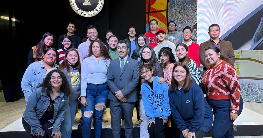 Rector Dámaso Anaya presentó a la comunidad la amplia oferta educativa de la UAT