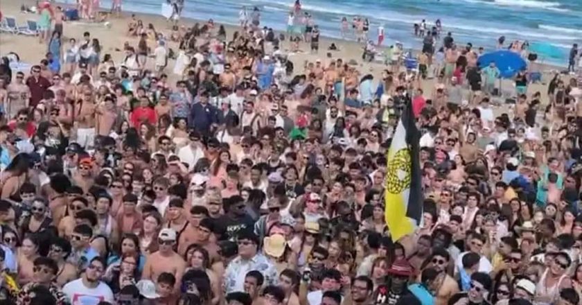 Se divierten springbreackers en la Isla del Padre