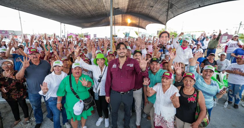 Fructífero segundo día de campaña de Carlos Peña Ortiz