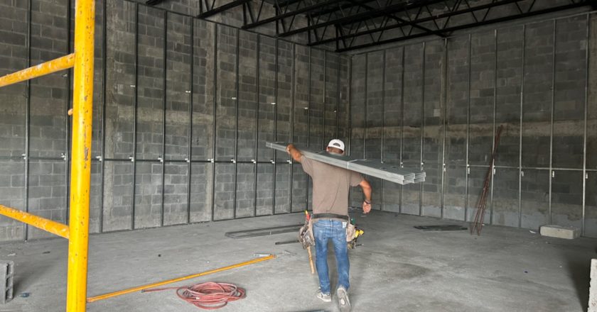 Avanza IRCA en construcción de estudio de grabación audiovisual