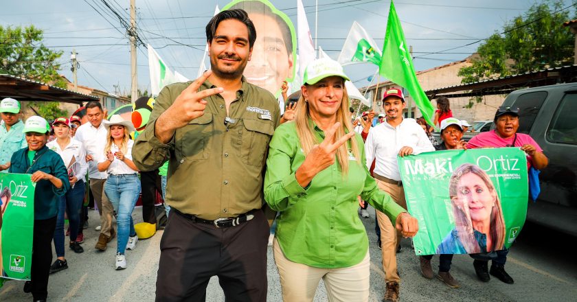 Carlos y Maki fortalecen su vínculo con los vecinos de Villas de Imaq