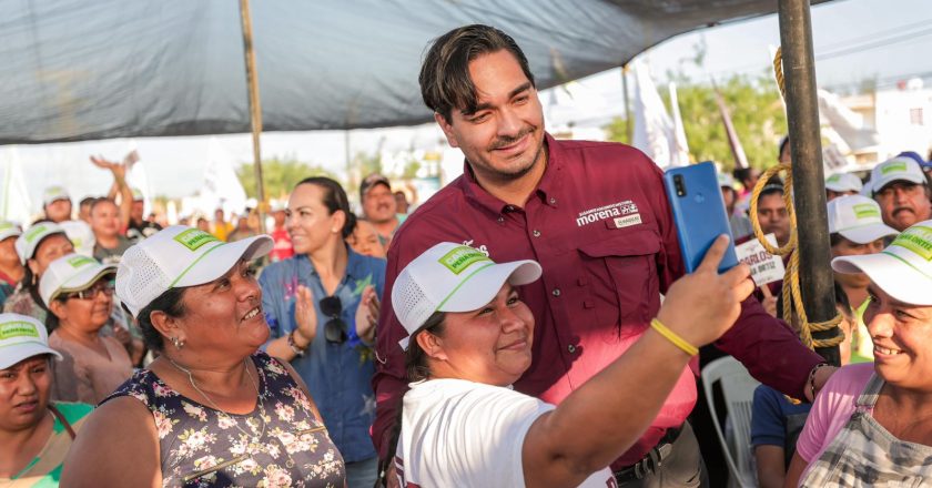 Rincón de Las Flores respalda a Carlos Peña Ortiz