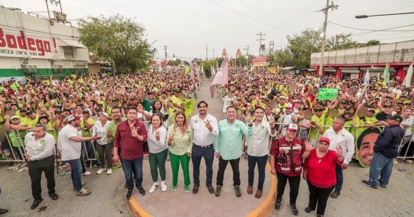 Con paso firme hacia la victoria, Carlos, Maki y Geño encabezaron cierre de campaña histórico