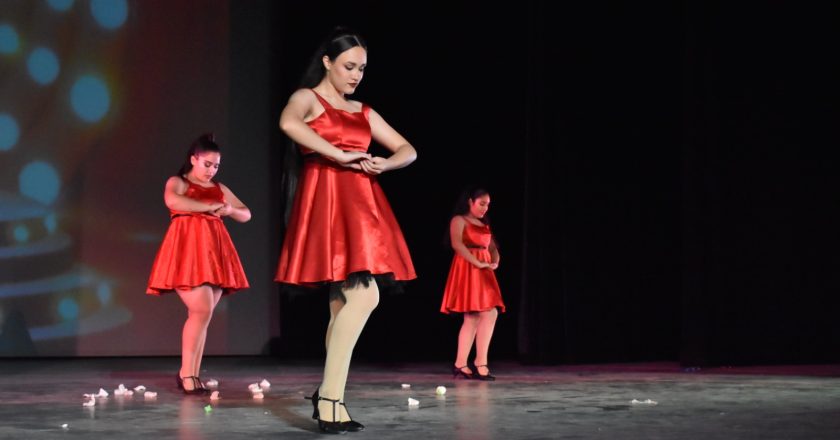 Celebración del Día Internacional de la Danza: un homenaje a “Glee” por el Ensamble de Jazz del IRCA