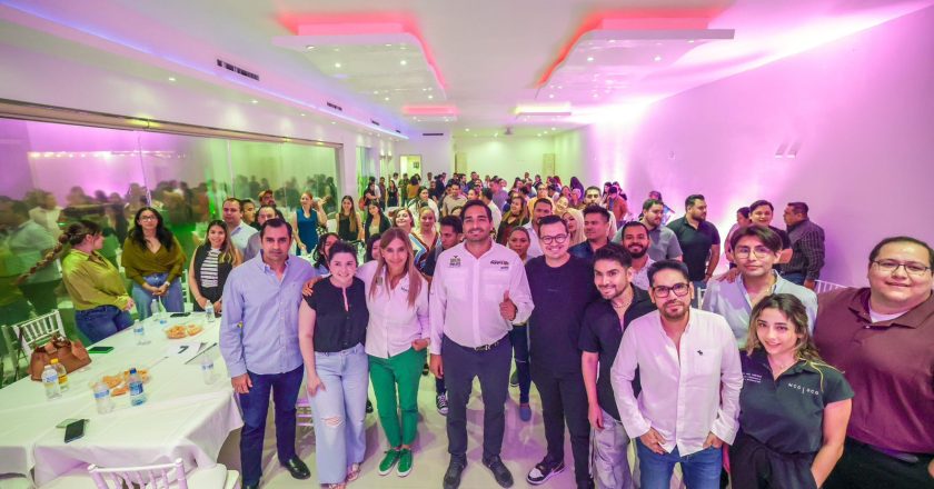 Unidos por Reynosa: Carlos Peña Ortiz y Maki Ortiz Encabezan Iniciativa Empresarial con Visión de Futuro