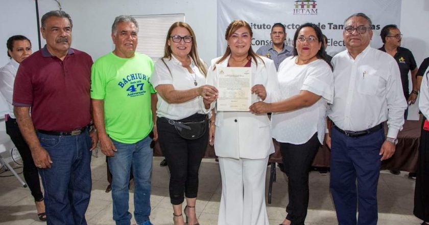 Recibió Tina Perales constancia de mayoría