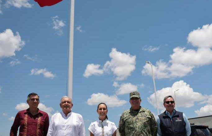 Recorrieron Claudia y AMLO nuevo Centro de Aduanas