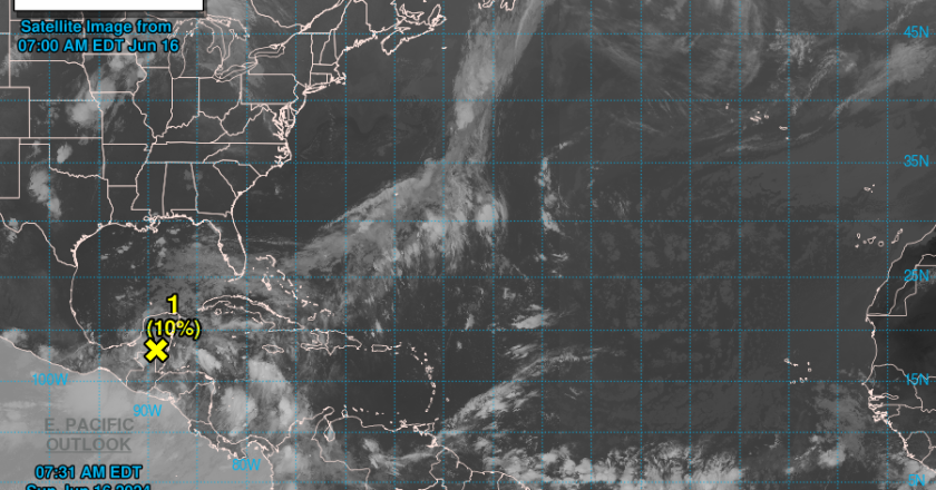 Afecta perturbación tropical en el Golfo y Caribe