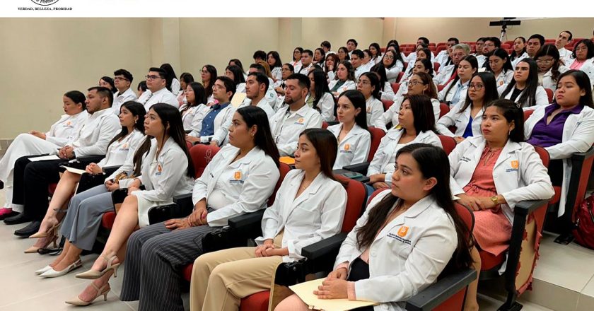 Otorgan plazas de servicio social a médicos pasantes de la UAT en Matamoros