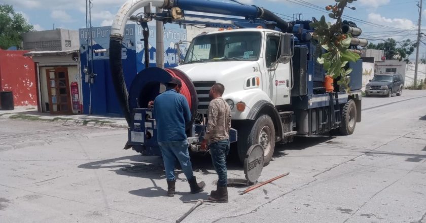 Efectuó COMAPA limpieza de drenaje sanitario en fraccionamiento La Joya