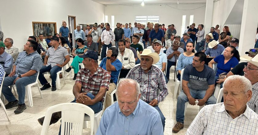 Esperan productores se radique bolsa de mil millones para apoyos al campo