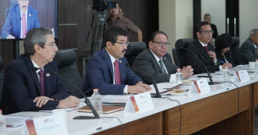 Presentó Rector de la UAT informe financiero y académico al Patronato