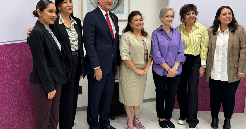 Se reúnen el gobernador y la presidenta del DIF Tamaulipas con Clara Brugada