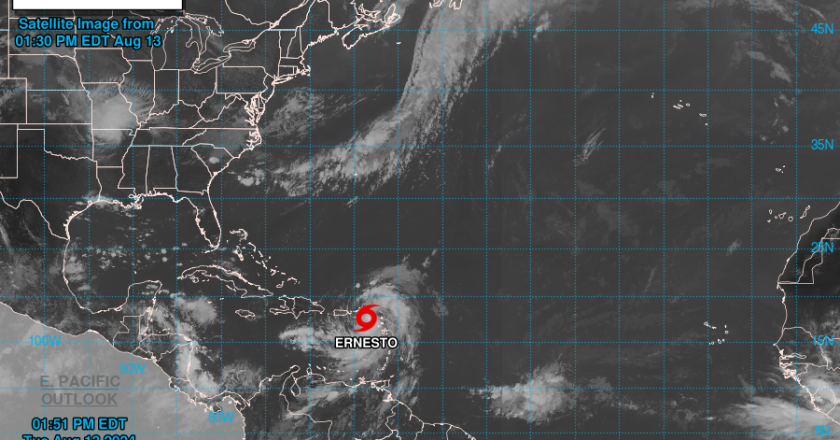 Se fortalece “Ernesto” frente a Las Antillas