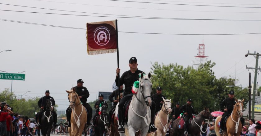 Participó SSPT en desfile conmemorativo de la Independencia de México