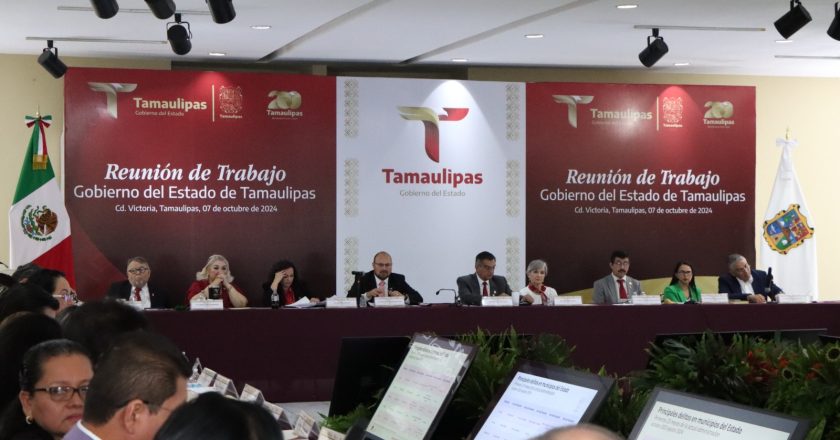 Garantiza gobierno de Américo obra púbica para los 43 municipios