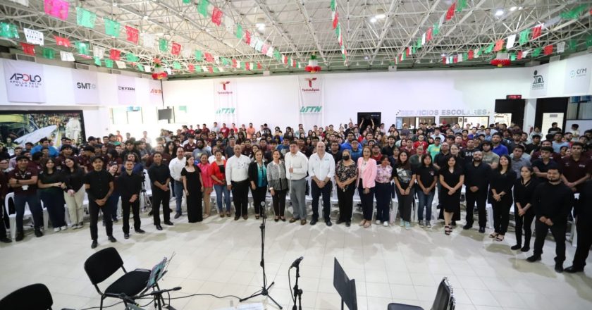 Disfrutó comunidad de la UTTN concierto didáctico “La Flauta y su Versatilidad”