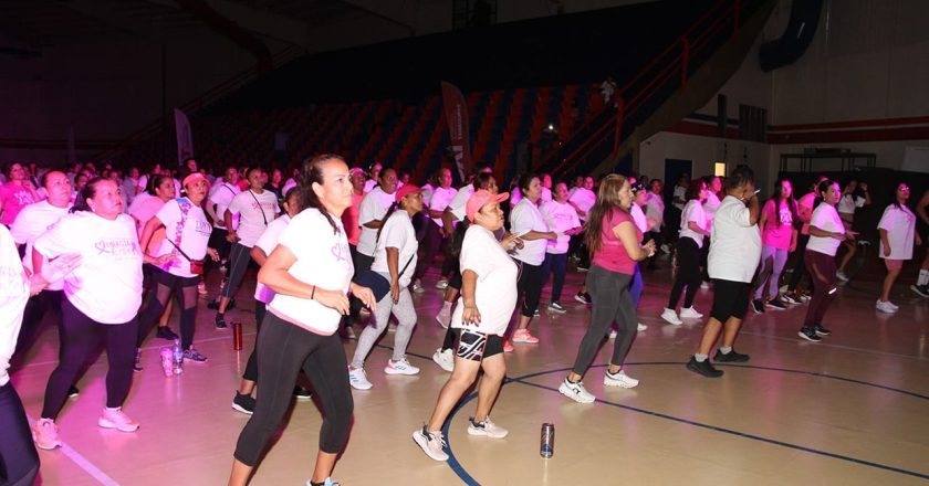 Realizó UAT zumbatón a beneficio de pacientes con cáncer