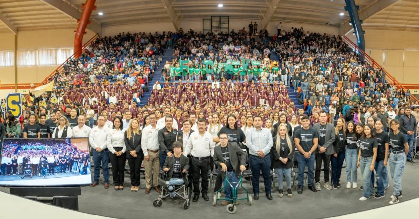 Queremos que nuestros estudiantes sean líderes con un profundo sentido humanista: Dámaso Anaya