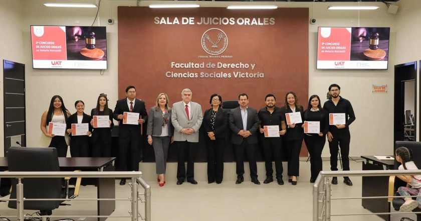 Implementa la UAT inteligencia artificial en prácticas de la carrera de derecho