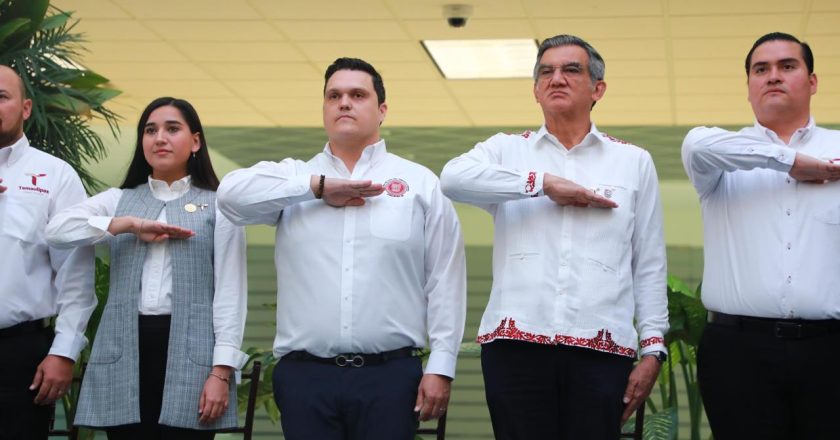 Recibió Diputado Presidente Humberto Prieto Herrera al Gobernador de Tamaulipas Américo Villarreal Anaya en el Congreso Libre y Soberano