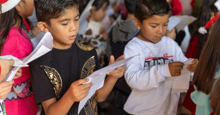 Fomentan en estudiantes el diálogo y la escritura creativa con Maratón por la Lectura