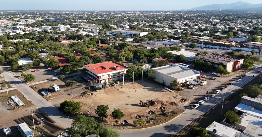 Fortalece Américo infraestructura educativa en escuelas de nivel superior